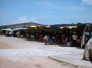 fish market at the port in sihanoukville