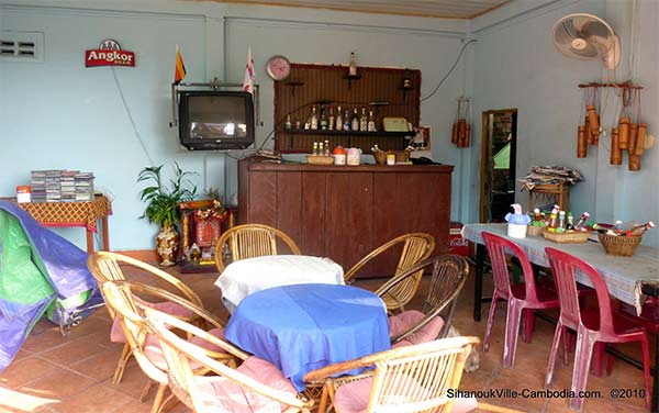 romdoul's place restaurant in sihanoukville, cambodia